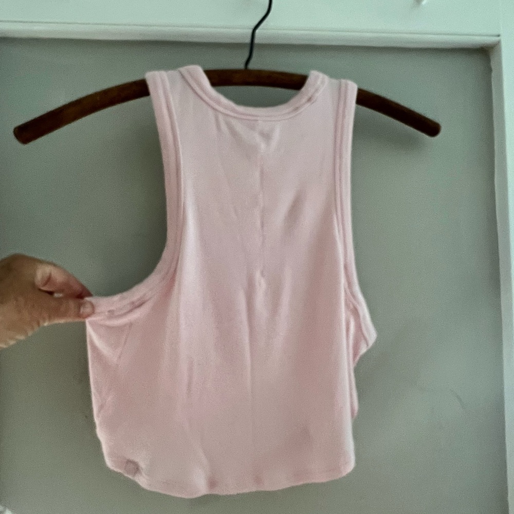 LULULEMON nwot Hold Tight Cropped Tank Top 4 - Picture 5 of 6